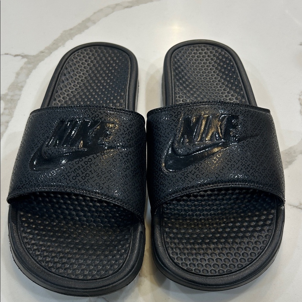 Nike Benassi JDI Men's Slide Sandals